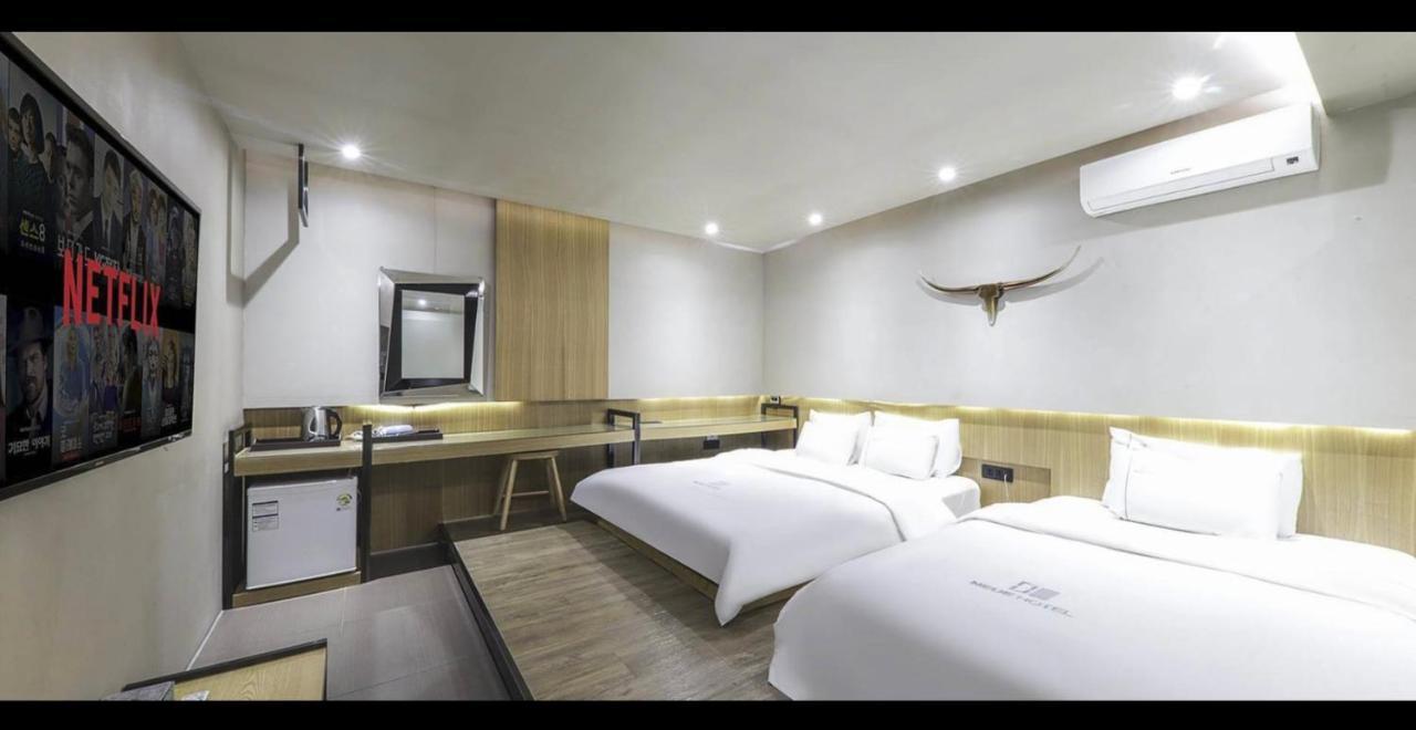 Jeonju Neue Hotel Esterno foto