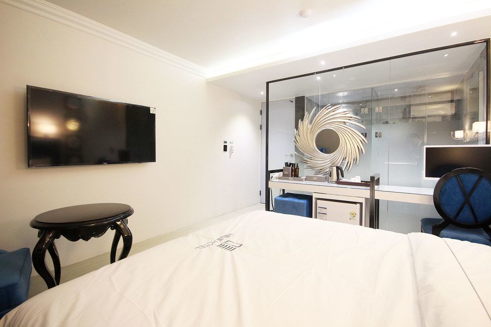 Jeonju Neue Hotel Esterno foto