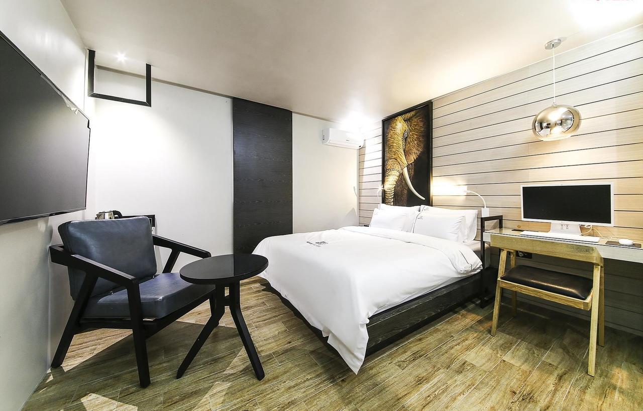 Jeonju Neue Hotel Esterno foto